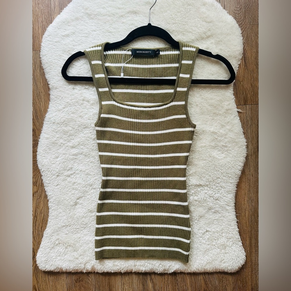 Green and White Ribbed Sleeveless Tank Top